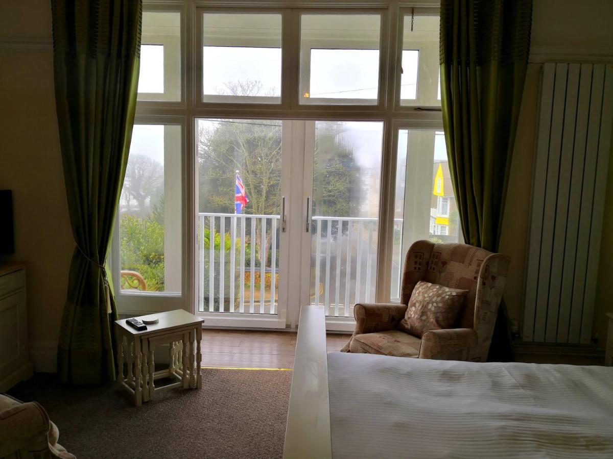Sunset Guest House 亨斯坦顿 外观 照片 A room at the hotel