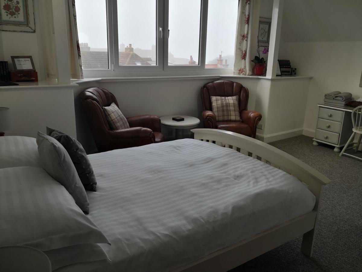 Sunset Guest House 亨斯坦顿 外观 照片